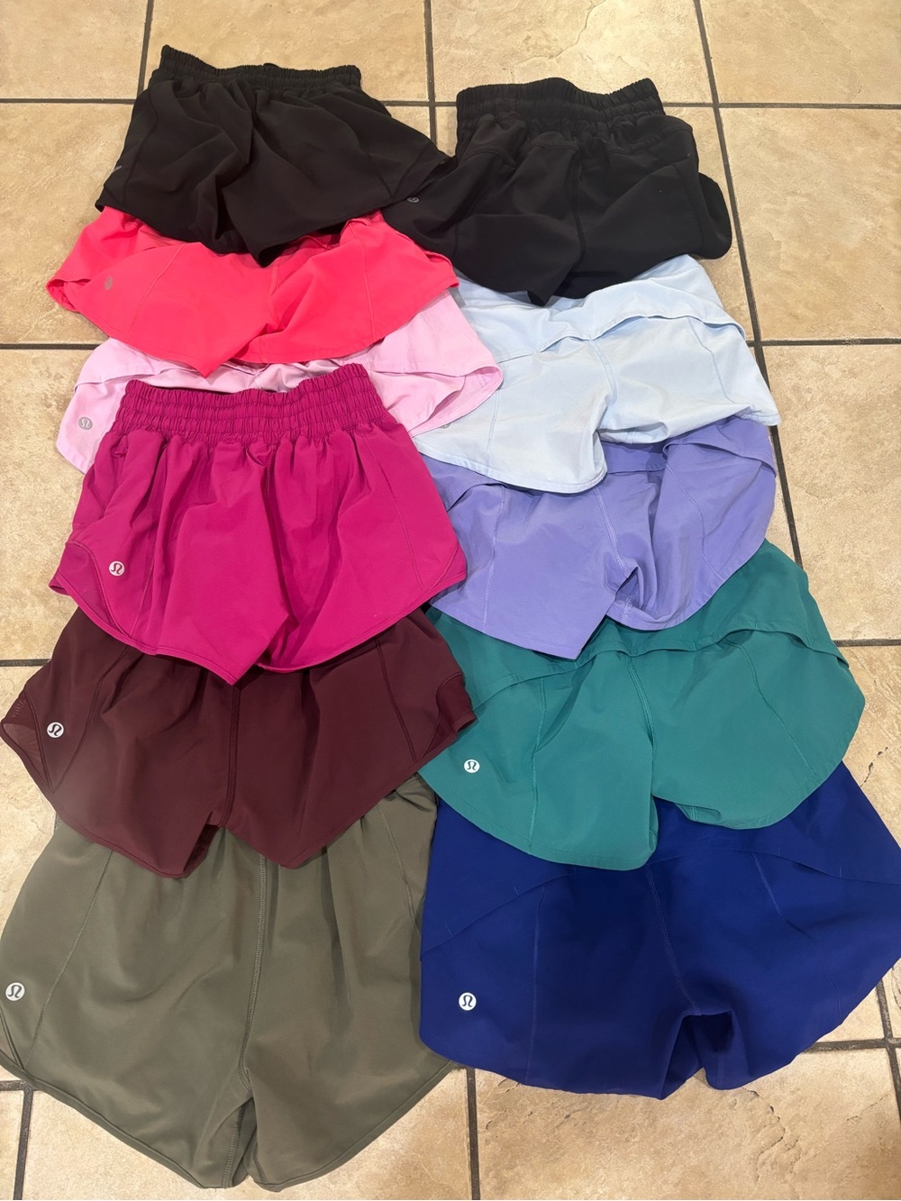 Lululemon - Picture 2 of 2